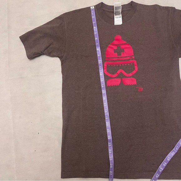 Brown T-Shirt with Pink Graphic - Picture 9 of 10